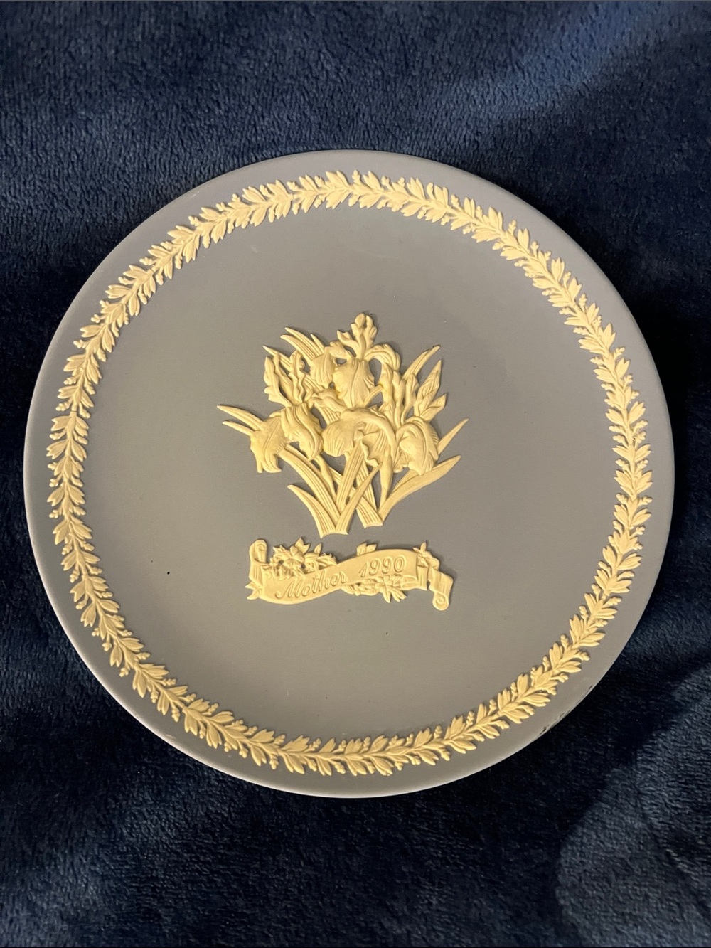 Wedgwood Blue-Grey Jasperware Plate with white Relief
